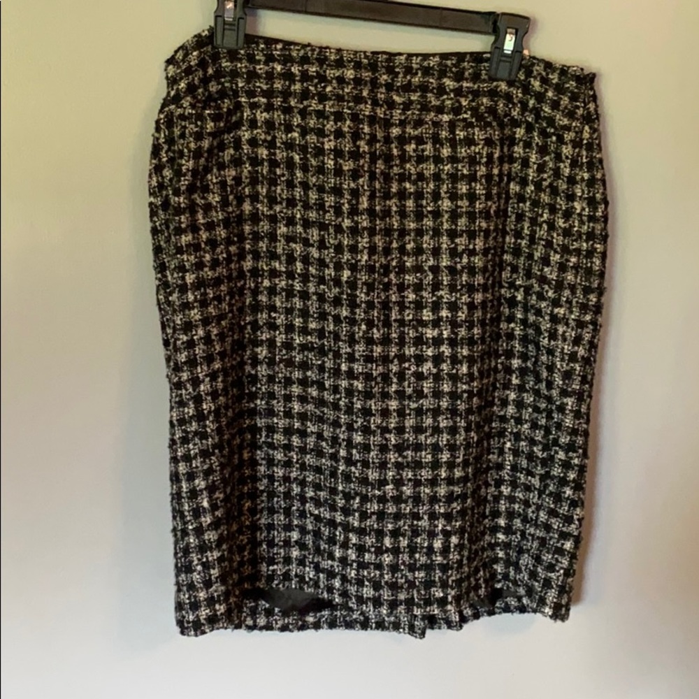Evan-Picone Houndstooth Skirt